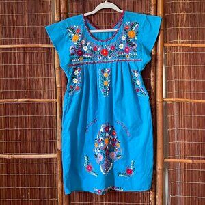 Colorful Vintage Mexican Dress -- Expertly Tailored to Size 4